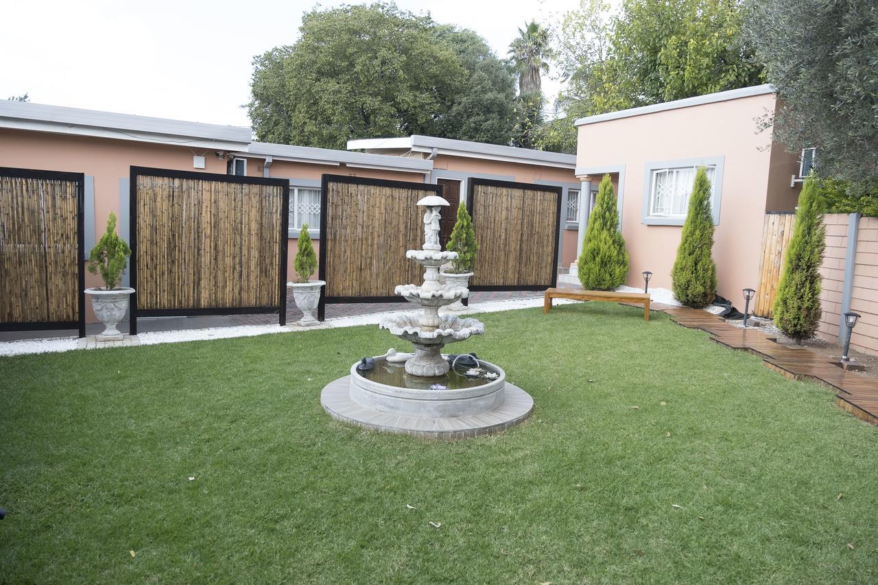 Comfort Guest House Pretoria-Noord Exteriér fotografie